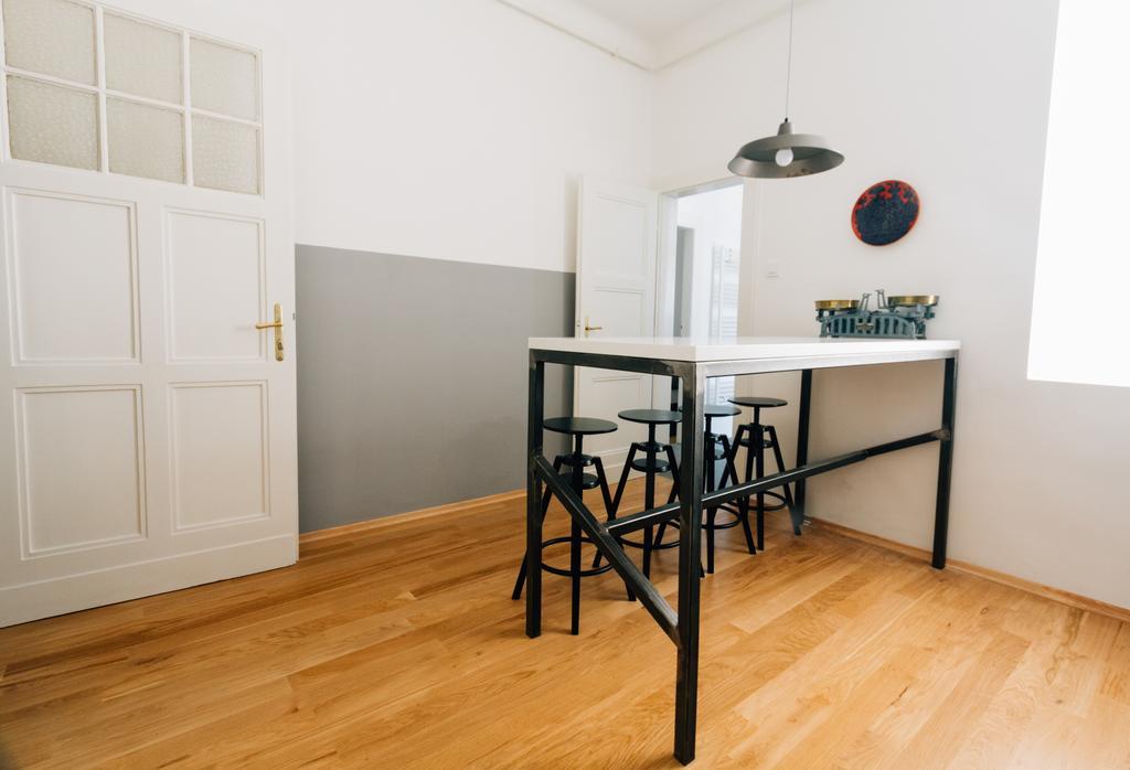 Mazuranic Square Apartment Zagreb Room photo
